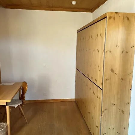 Saanerhof Bed & Breakfast Gstaad